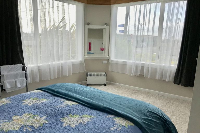 Photo of property in 46 Barrow Street, Bluff, 9814