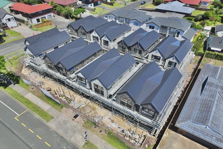 Photo of property in 151 Prince Regent Drive, Farm Cove, Auckland, 2012