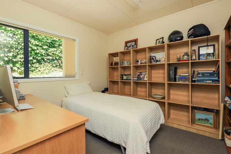 Photo of property in 58 Palmerston Road, Havelock North, 4130