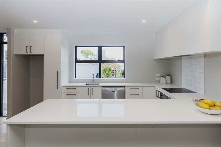 Photo of property in 3/25 Melrose Street, Christchurch Central, Christchurch, 8013