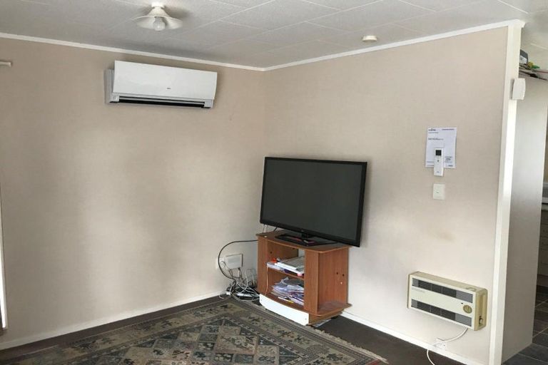 Photo of property in 2b Reeves Close, Fairview Downs, Hamilton, 3214