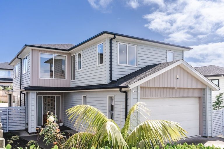 Photo of property in 11 Pommes Way, Silverdale, 0932