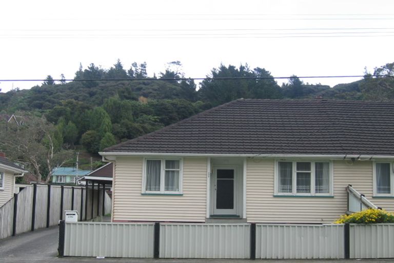Photo of property in 292 George Street, Stokes Valley, Lower Hutt, 5019