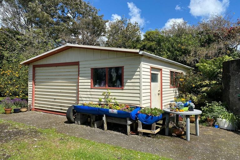 Photo of property in 188 Mokau Road, Urenui, 4377