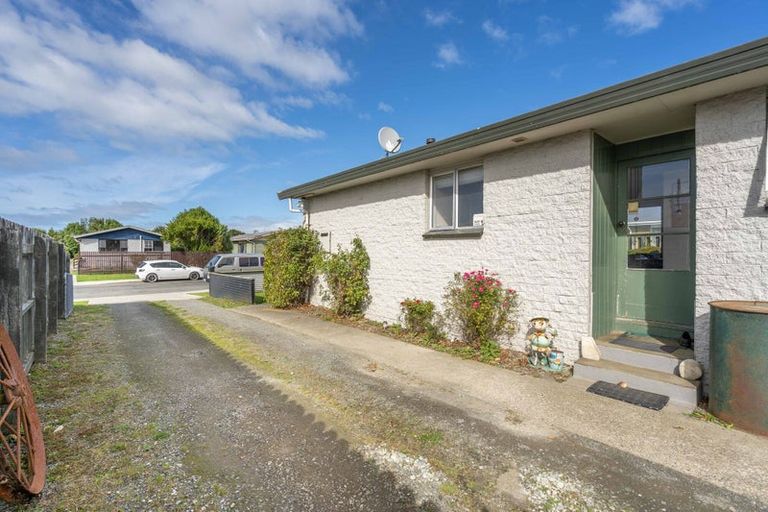 Photo of property in 59 Paisley Street, Kew, Invercargill, 9812