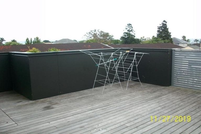 Photo of property in 228 Te Atatu Road, Te Atatu South, Auckland, 0610