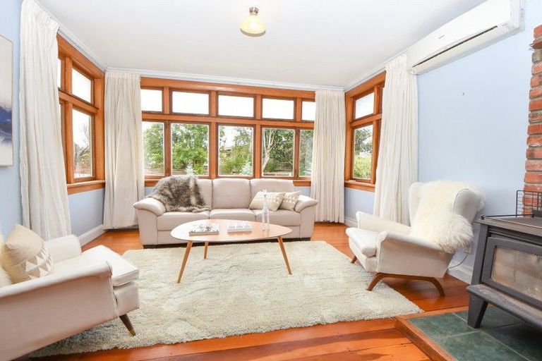 Photo of property in 62 Kent Street, Carterton, 5713