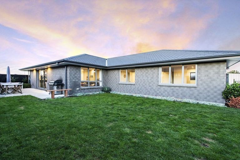 Photo of property in 15 Ishwar Ganda Boulevard, Halswell, Christchurch, 8025