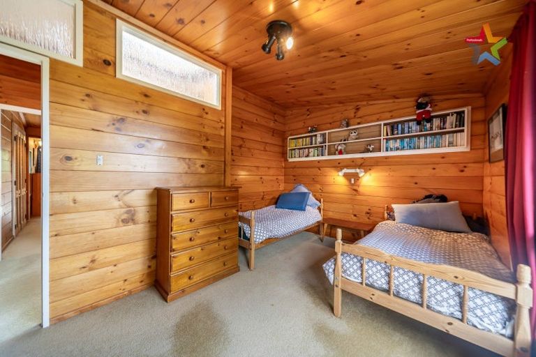 Photo of property in 7 Palm Grove, Belmont, Lower Hutt, 5010