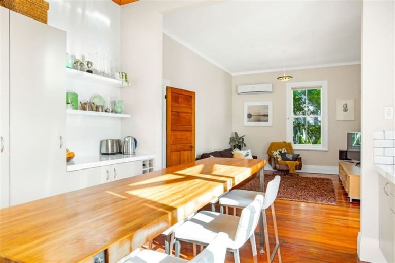 Photo of property in 1/139 Titirangi Road, New Lynn, Auckland, 0600