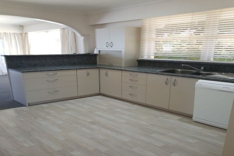 Photo of property in 6 Constance Street, Queenwood, Hamilton, 3210