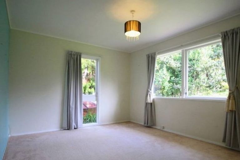 Photo of property in 51 Wyoming Avenue, Murrays Bay, Auckland, 0630
