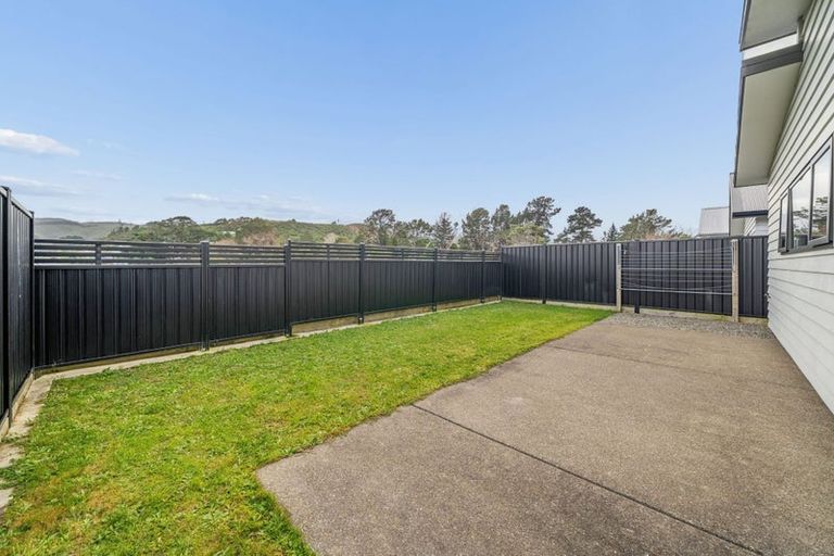 Photo of property in 7 Thornbury Lane, Timberlea, Upper Hutt, 5018