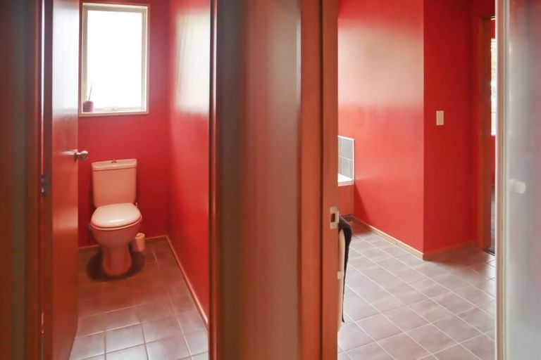 Photo of property in 63 Martindales Road, Heathcote Valley, Christchurch, 8022