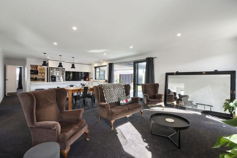 Photo of property in 141 Pharazyn Street, Maewa, Feilding, 4702