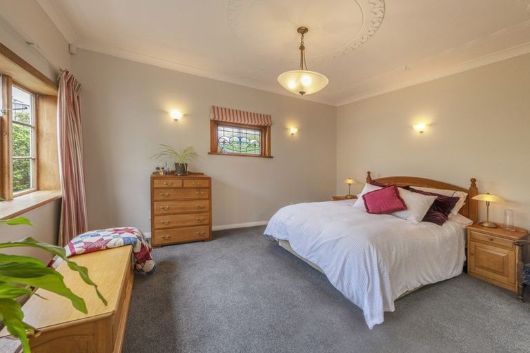 Photo of property in 100 Messines Road, Karori, Wellington, 6012