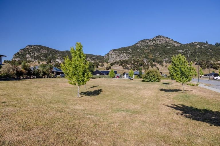 Photo of property in 17 Mallard Street, Albert Town, Wanaka, 9305