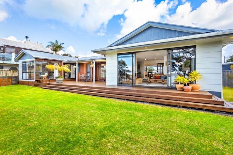 Photo of property in 101 Ferry Parade, Herald Island, Auckland, 0618