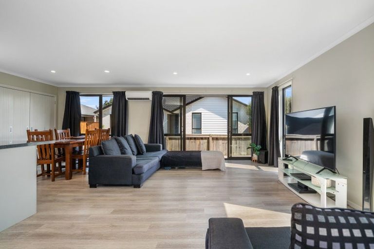 Photo of property in 14 Centaine Way, Papamoa Beach, Papamoa, 3118