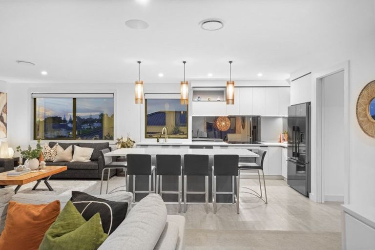 Photo of property in 23 Forstera Way, Papamoa Beach, Papamoa, 3118