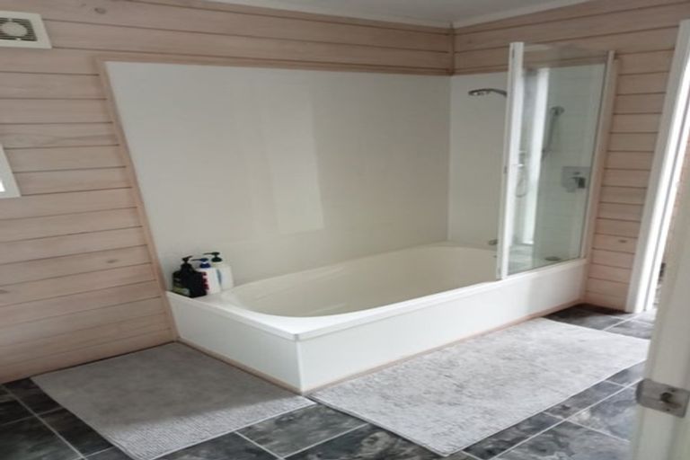 Photo of property in 24 Amokura Drive, Kerikeri, 0230