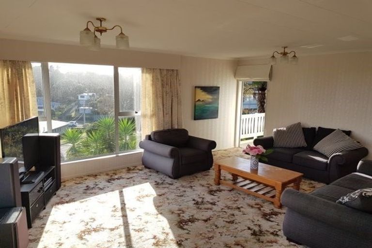 Photo of property in 5a Te Mara Place, Merrilands, New Plymouth, 4312
