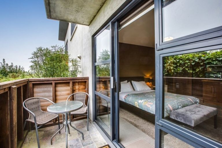 Photo of property in 71 Carroll Street, Dunedin Central, Dunedin, 9016