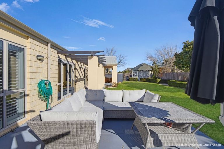 Photo of property in 6 Thornley Place, Woodend, 7610