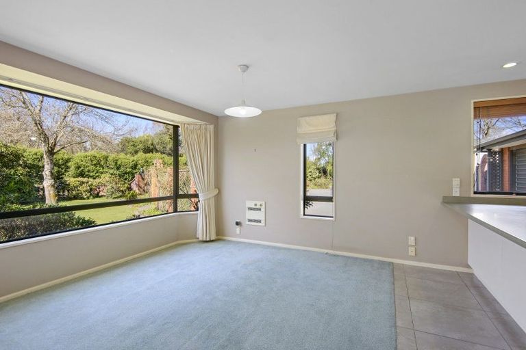 Photo of property in 47 Watsons Road, Harewood, Christchurch, 8051