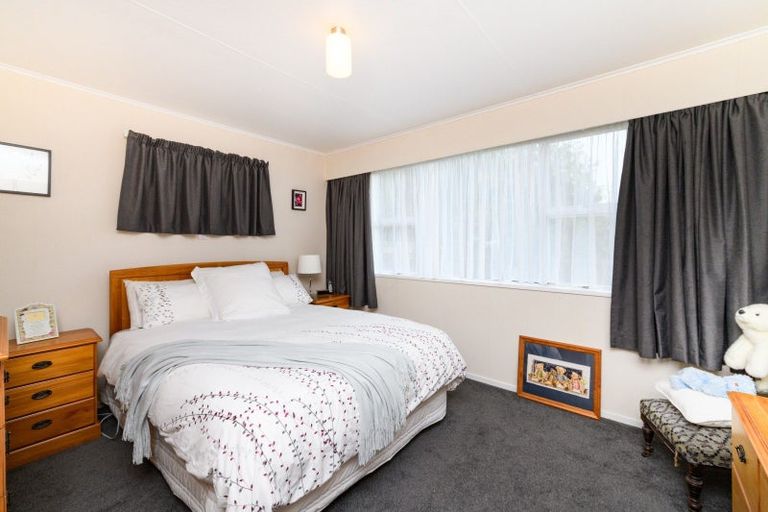 Photo of property in 9 Kimberley Grove, Westbrook, Palmerston North, 4412
