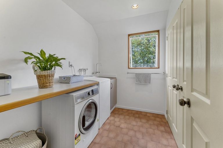 Photo of property in 2 Hazlett Street, Clyde, 9330