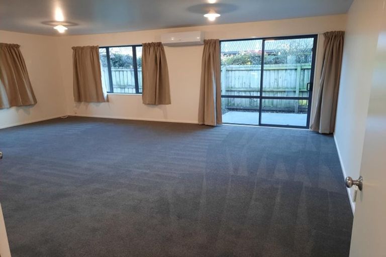 Photo of property in 6 Goodall Lane, Rangiora, 7400