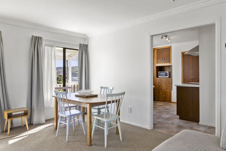 Photo of property in 6 Uenuku Avenue, Raglan, 3225