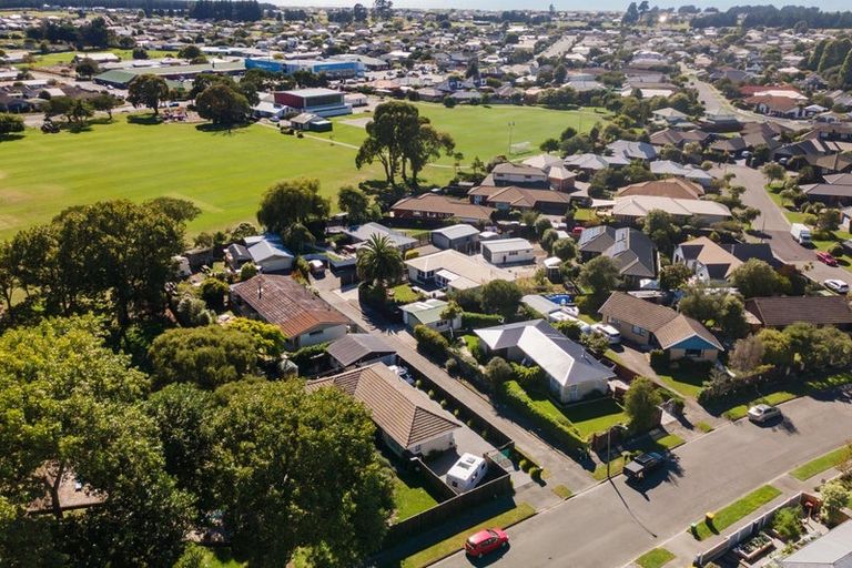 Photo of property in 58a Cottonwood Street, Parklands, Christchurch, 8083