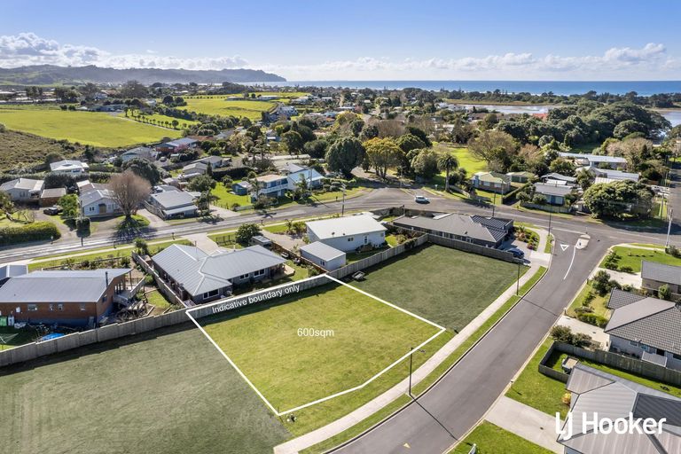 Photo of property in 6 Anatere Rise, Athenree, Katikati, 3177