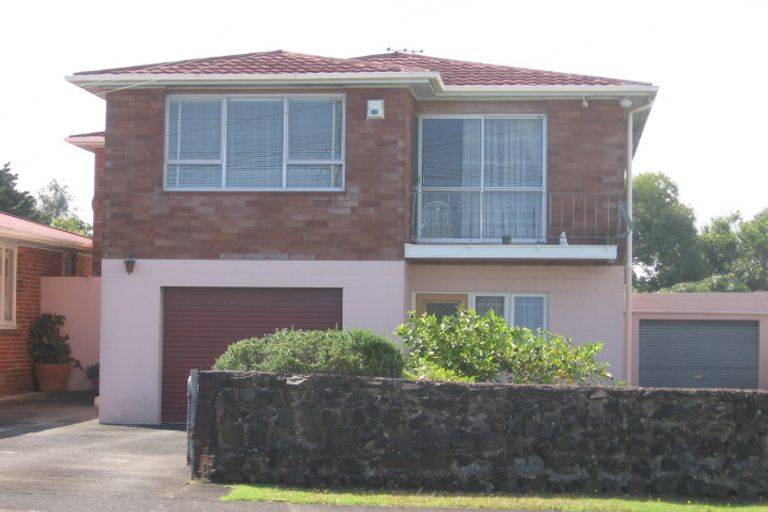 Photo of property in 73 Arawa Street, New Lynn, Auckland, 0600