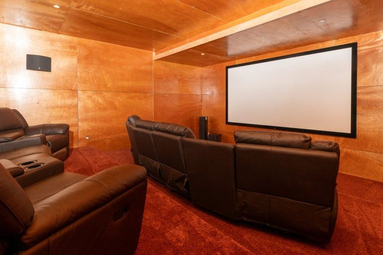 Photo of property in 16 Burberry Road, Karaka, Drury, 2578