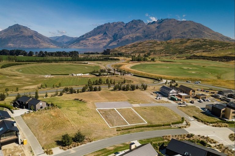 Photo of property in 7 Soudley Court, Jacks Point, Queenstown, 9371