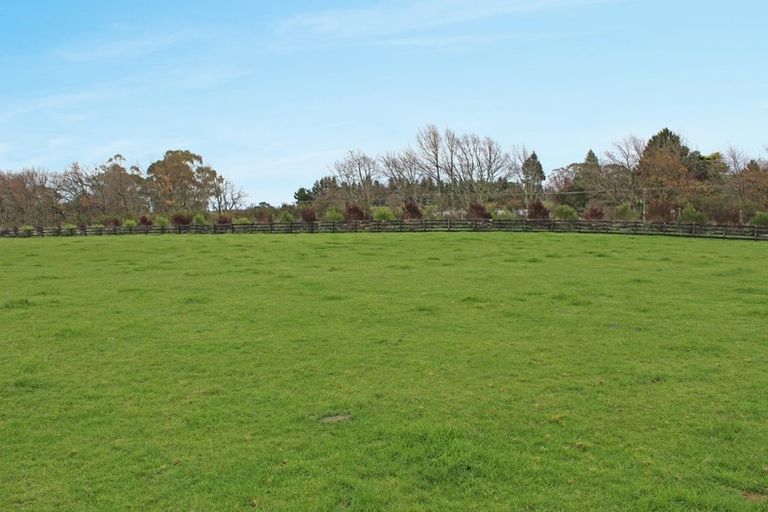 Photo of property in 64b Opaki Kaiparoro Road, Opaki, 5871