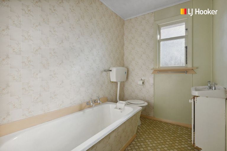 Photo of property in 124 Martin Road, Fairfield, Dunedin, 9018