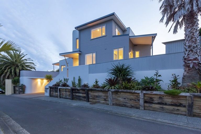Photo of property in 1 The Palms, Raumati Beach, Paraparaumu, 5032