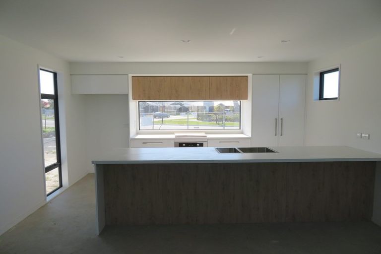 Photo of property in 46 Manakura Street, Russley, Christchurch, 8042