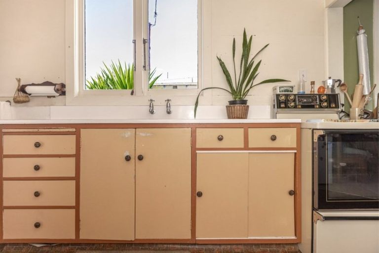 Photo of property in 137 Rutene Road, Kaiti, Gisborne, 4010