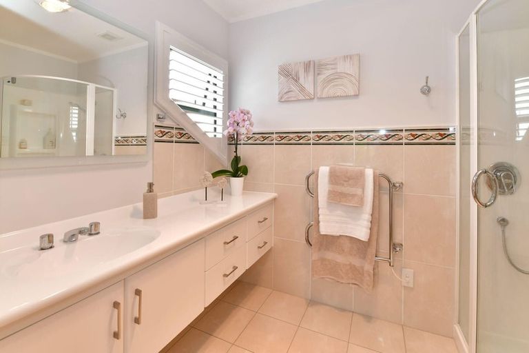 Photo of property in 25 Swann Beach Road, Stanmore Bay, Whangaparaoa, 0932