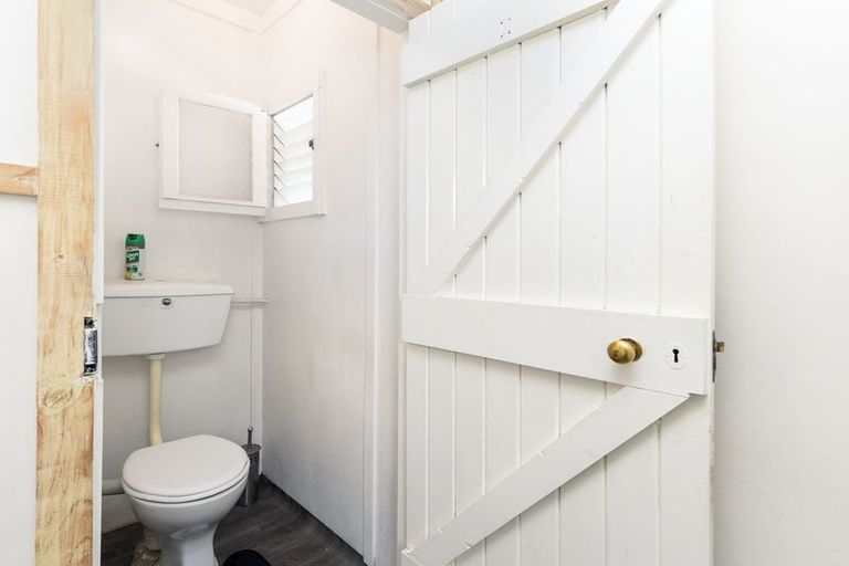 Photo of property in 4 Moorhouse Street, Waimate, 7924