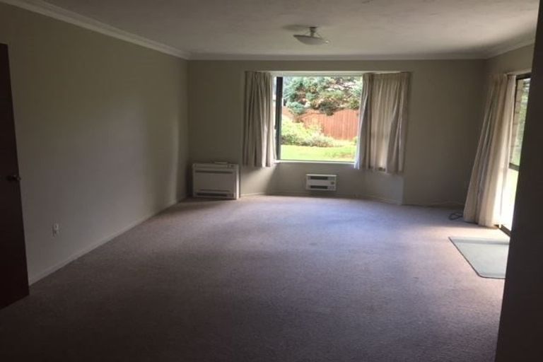 Photo of property in 54b Aorangi Road, Bryndwr, Christchurch, 8053