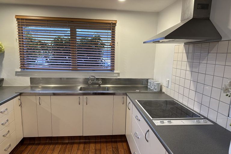 Photo of property in 363 Hasketts Road, Yaldhurst, Christchurch, 7676