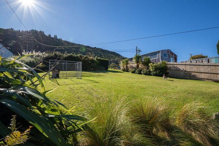 Photo of property in 6 Hinau Street, Ravensbourne, Dunedin, 9022