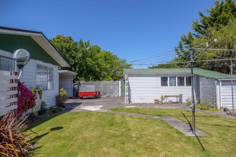 Photo of property in 8 Booth Street, Carterton, 5713