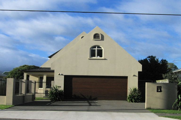 Photo of property in 22 Tutere Street, Waikanae Beach, Waikanae, 5036